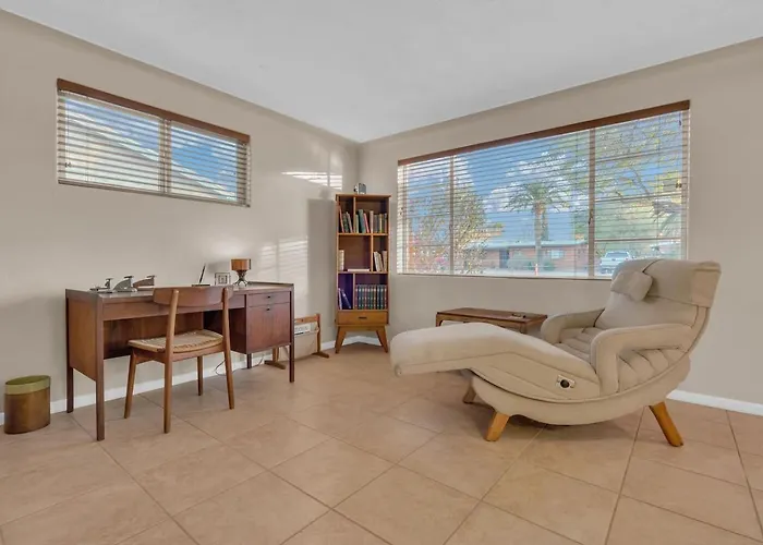 Retro Mid-century With Vintage Style *