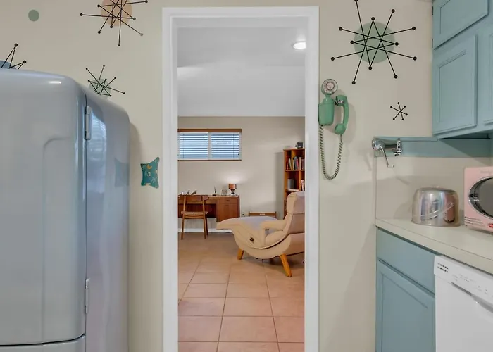 Retro Mid-century With Vintage Style Сasa de vacaciones Tucson